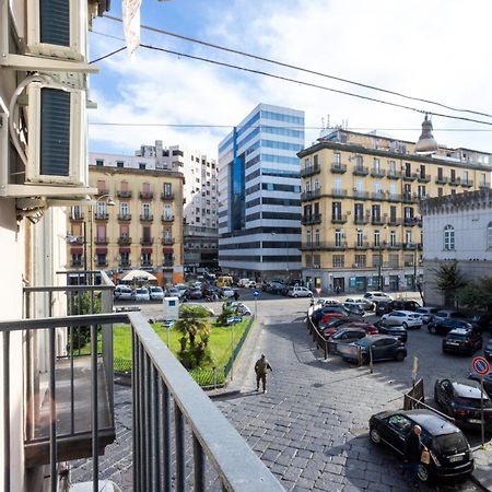 Palazzo Pepe Apartment Napoli Bagian luar foto