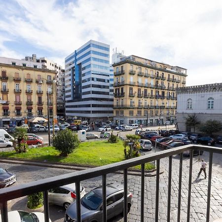 Palazzo Pepe Apartment Napoli Bagian luar foto