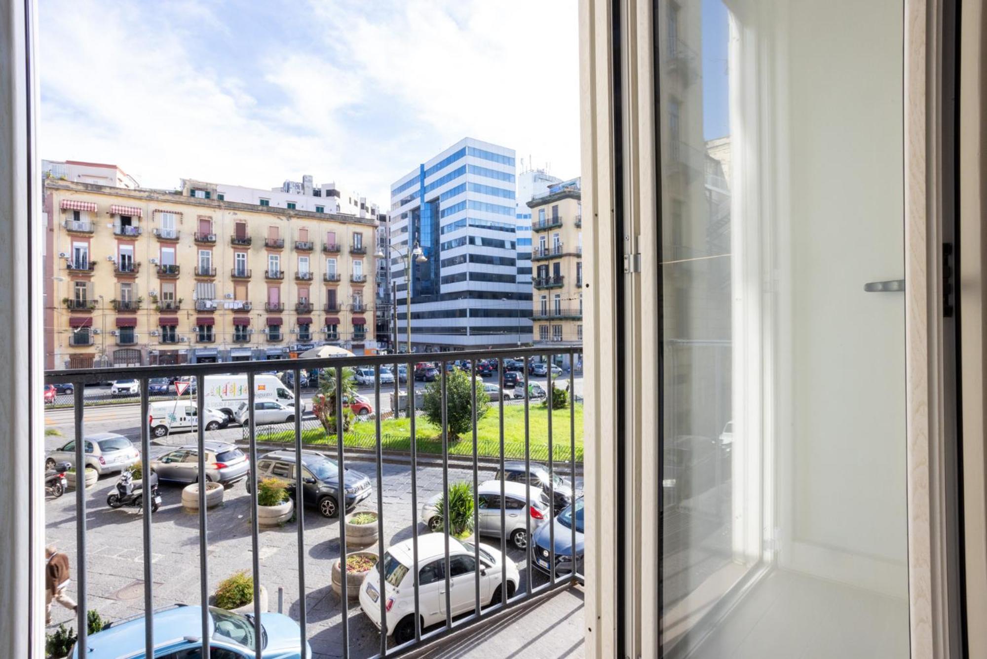 Palazzo Pepe Apartment Napoli Bagian luar foto